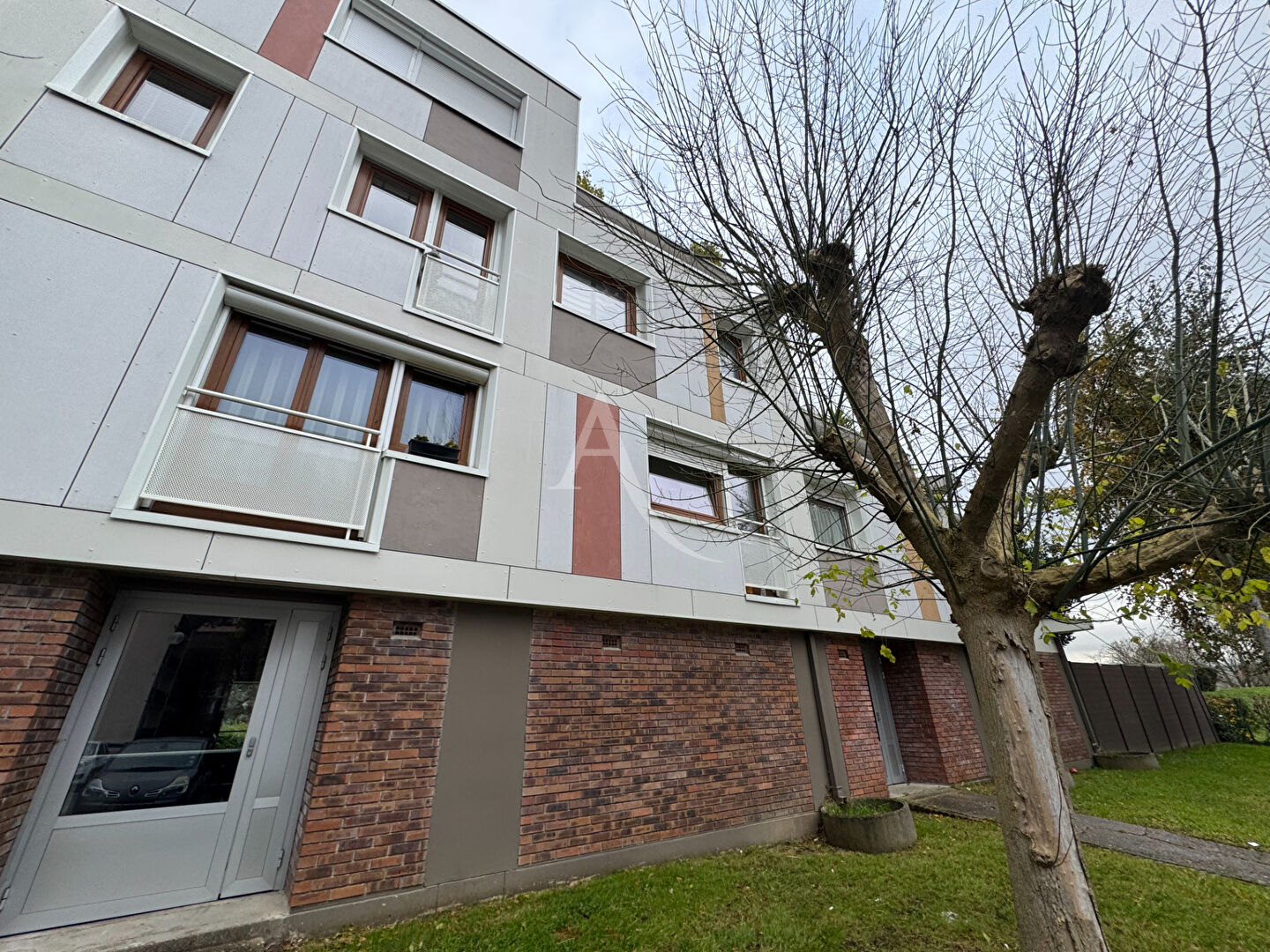 Agence immobilière de L'Adresse  VIP - L'ADRESSE C.P.I.