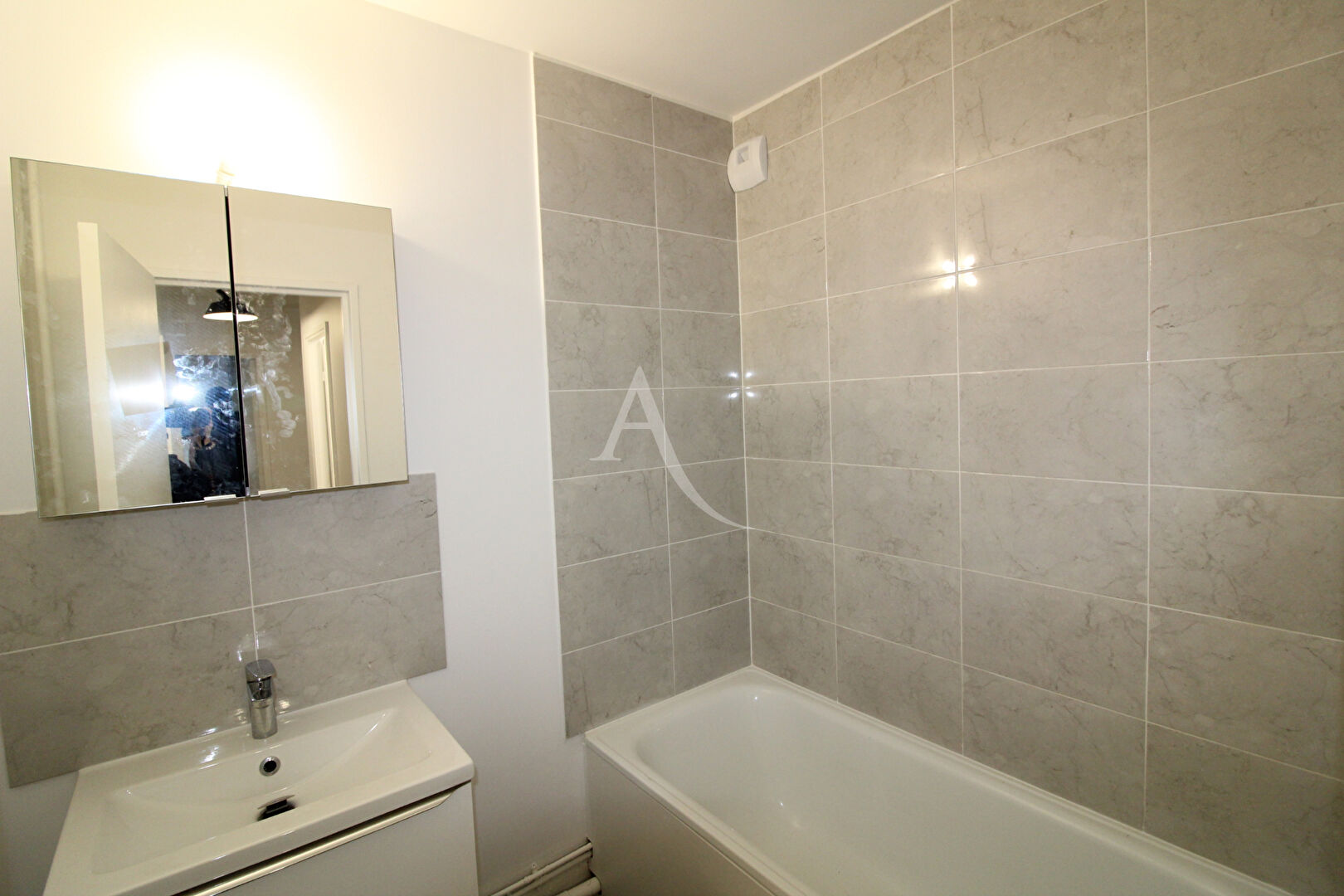Photo Appartement Evry Courcouronnes 1 pièce 33.62 m2 image 3/5