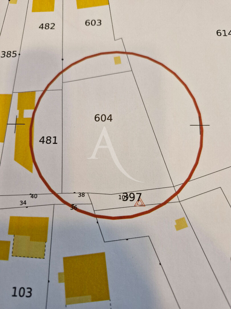 À Yerres, un Terrain de 800 m²