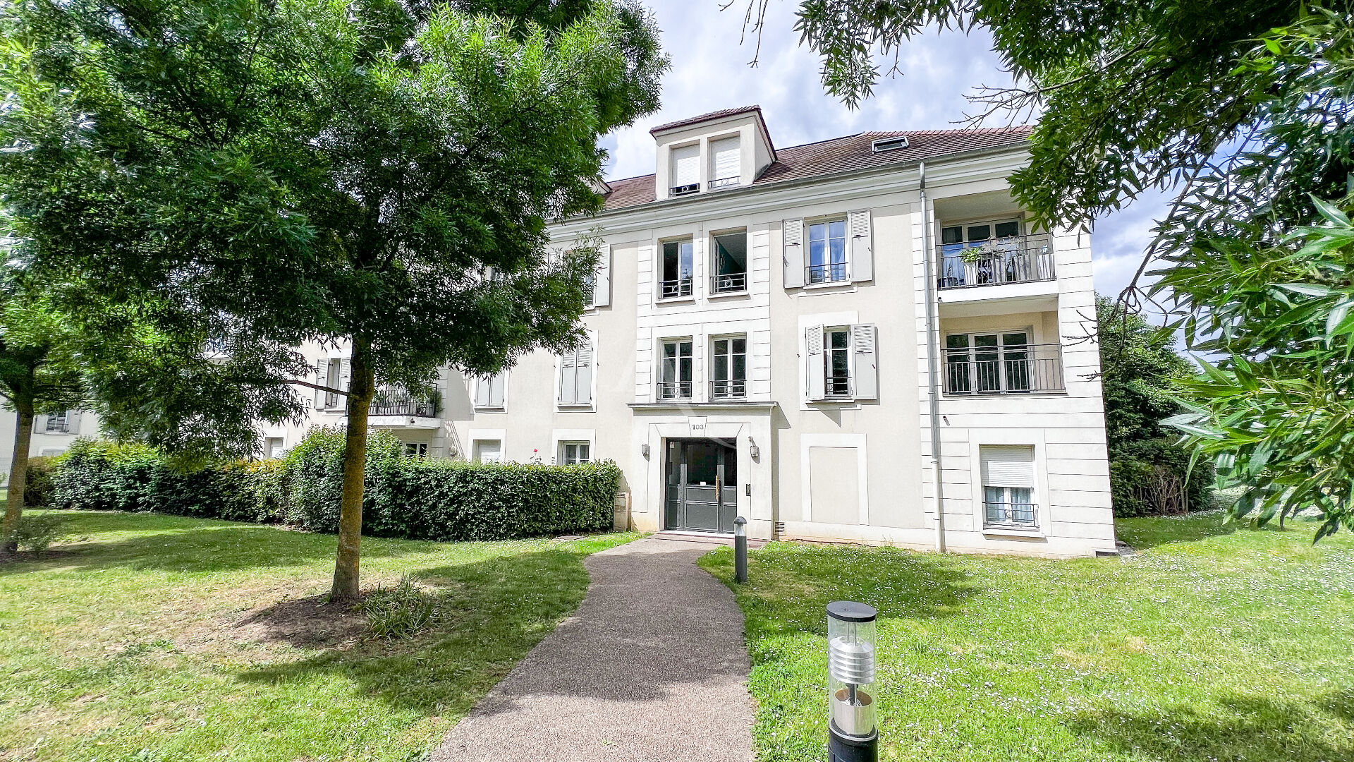 Appartement 2 pièces de 51 m² de 2012