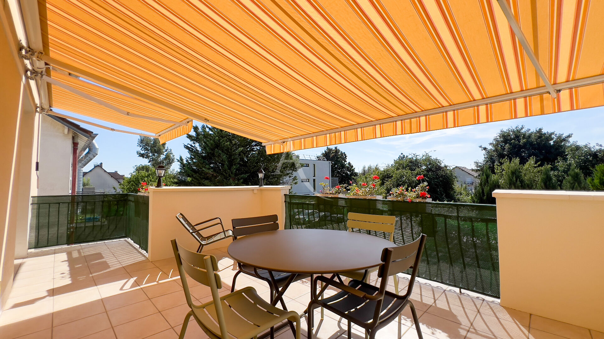 Appartement  4 pièce(s) 83 m2 avec terrasse