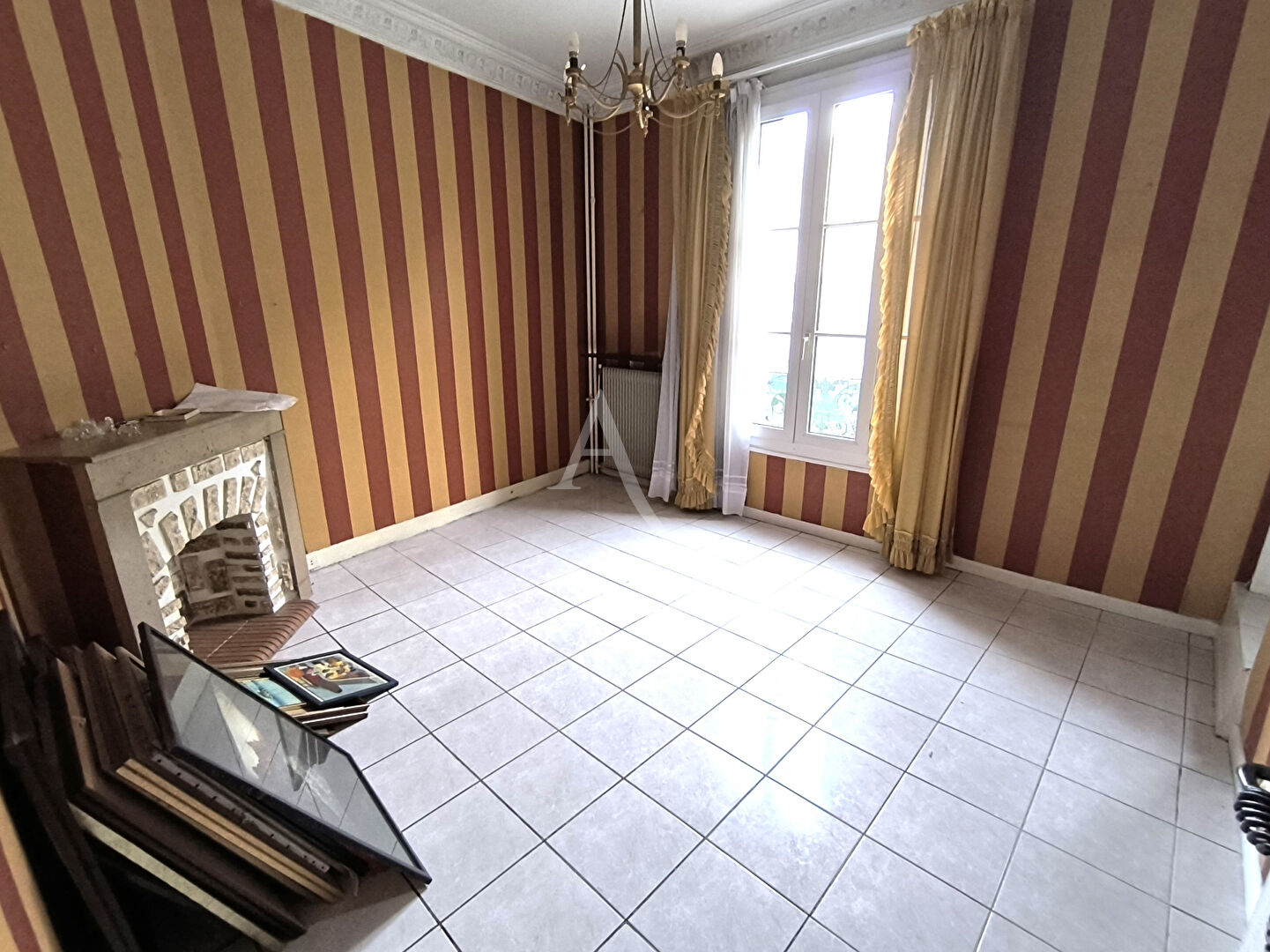 Photo MONTREUIL Maison image 3/6