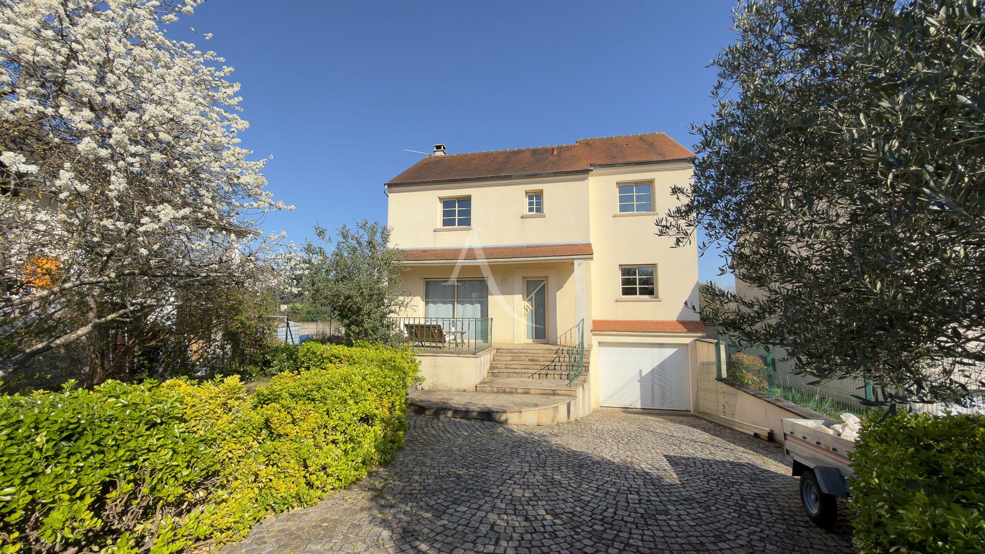 Agence immobilière de L'Adresse Agence de la Venerie Yerres - Agence de la Venerie Montgeron