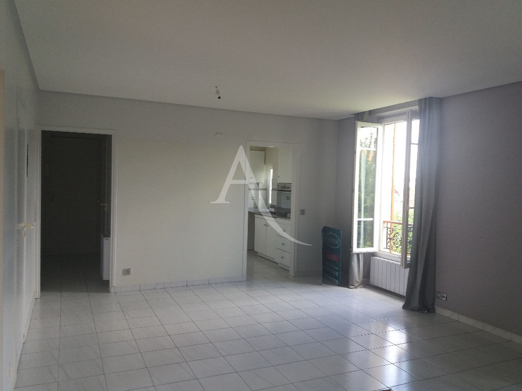 Appartement Montgeron 2 pièce(s) 53.48 m2