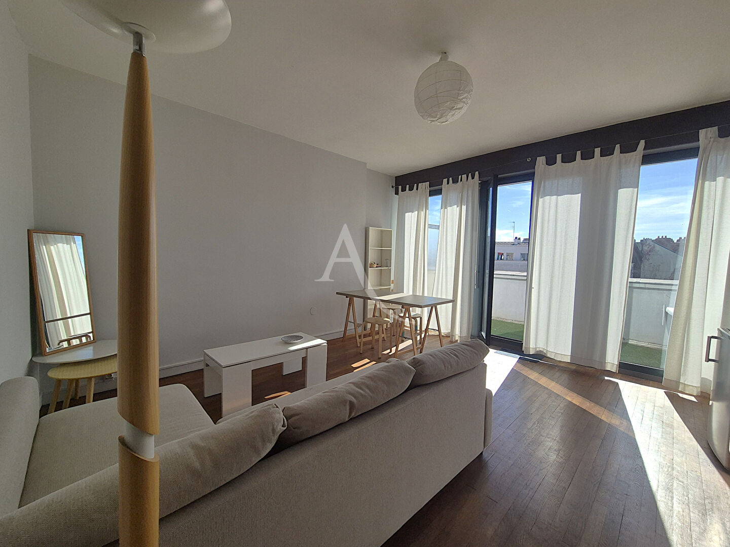 Appartement Nantes (rue de Budapest) T1 BIS - 36m² + Terrasse