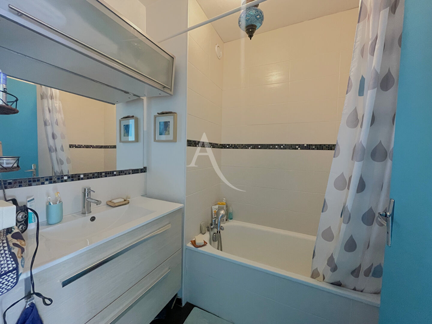 Photo Nouveauté - Appartement lumineux - Boulevard de la Liberté NANTES image 5/5