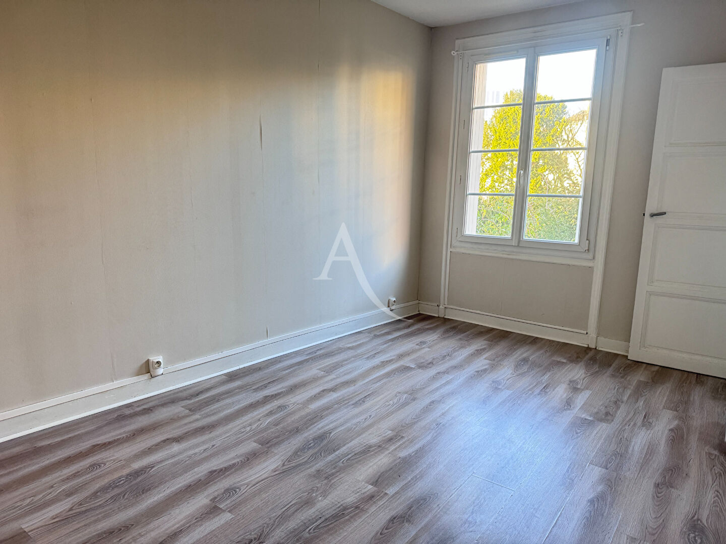 Photo Idéal Investissement / Location Courte Durée - Quartier Gare Sud / Marcel-Saupin image 2/3