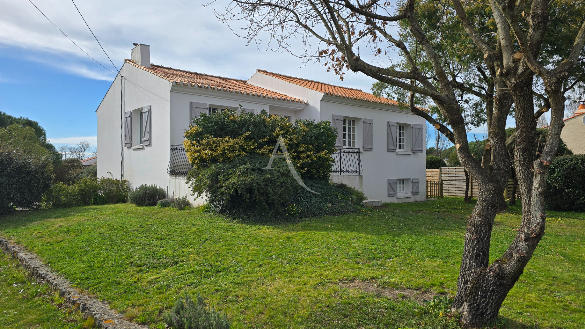Photo Maison L Ile D Olonne 7 pièce(s) 138 m2 image 5/6