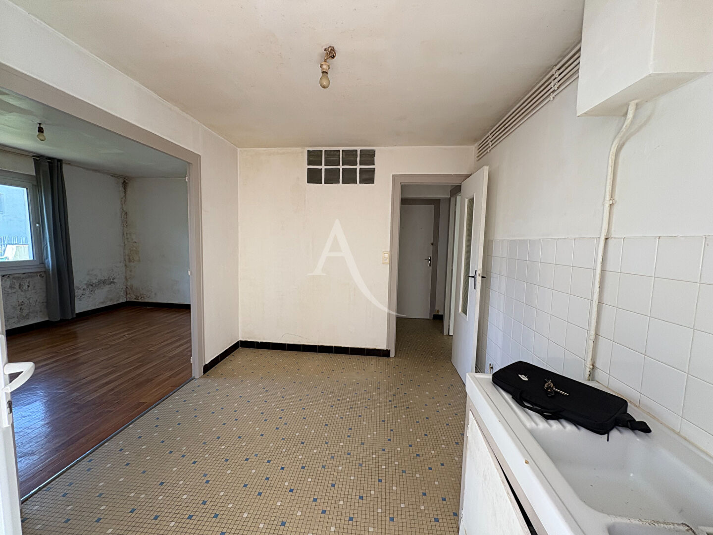 Photo Appartement Les Sables D Olonne 2 pièce(s) 45 m2 avec place de parking image 2/6