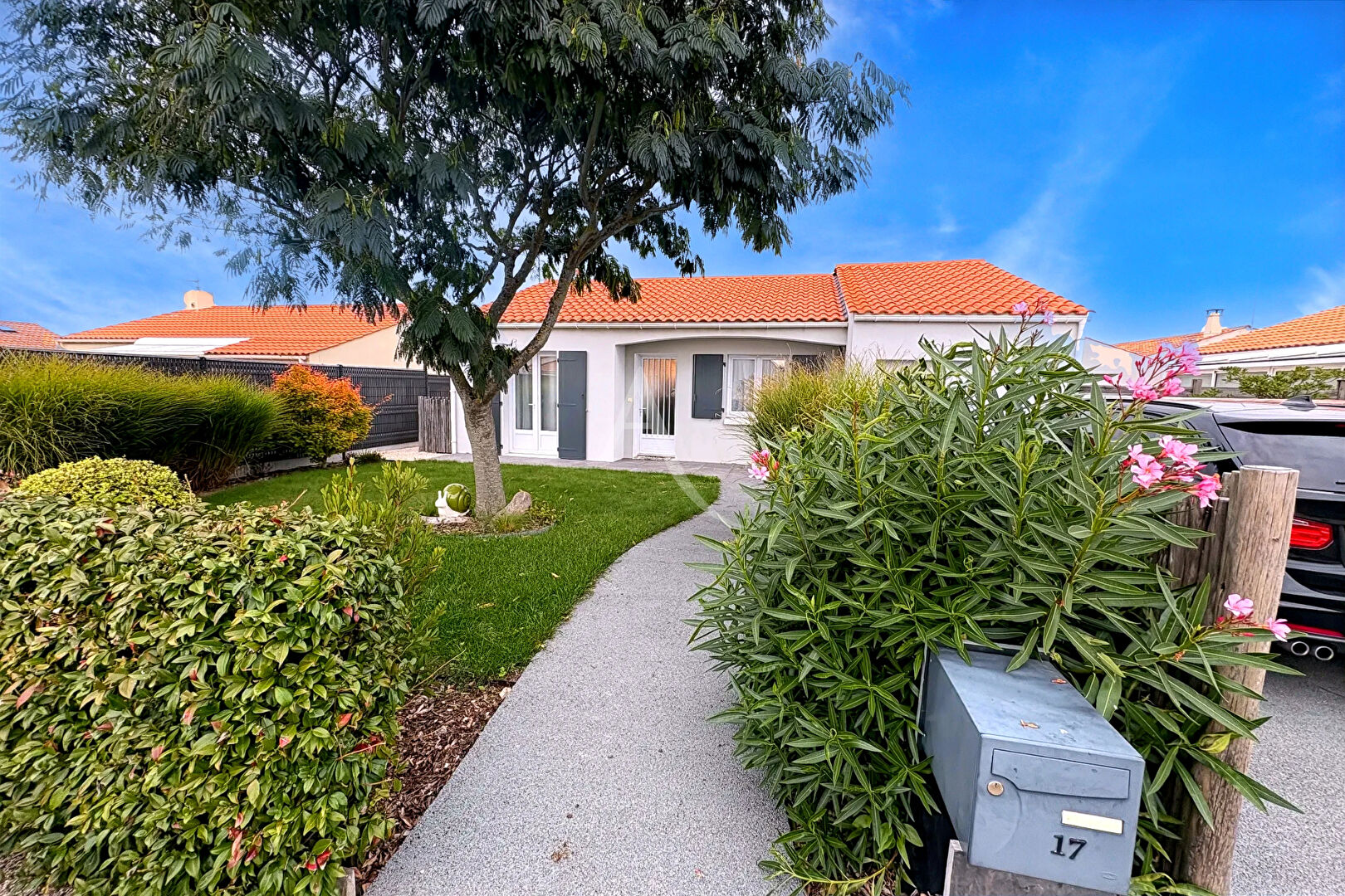 Agence immobilière de L'Adresse DYNAMIC IMMOBILIER - L'ADRESSE ARAGO IMMOBILIER