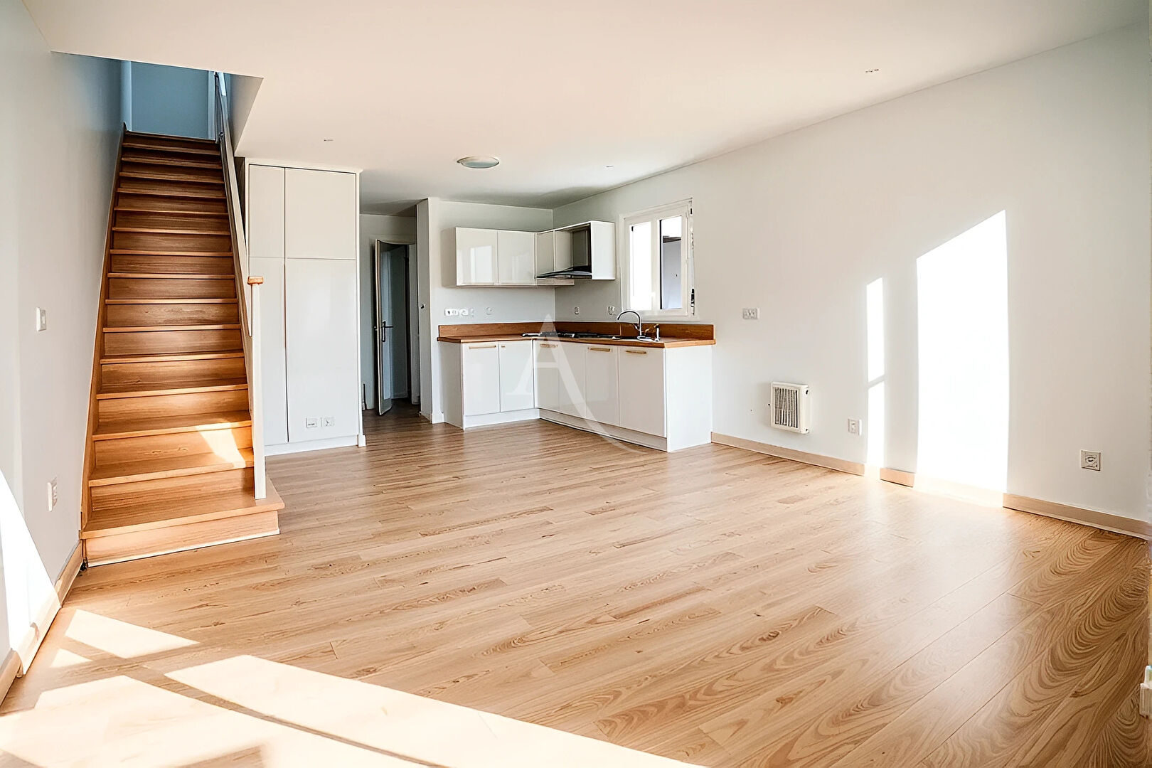 Agence immobilière de L'Adresse DYNAMIC IMMOBILIER - DYNAMIC IMMOBILIER