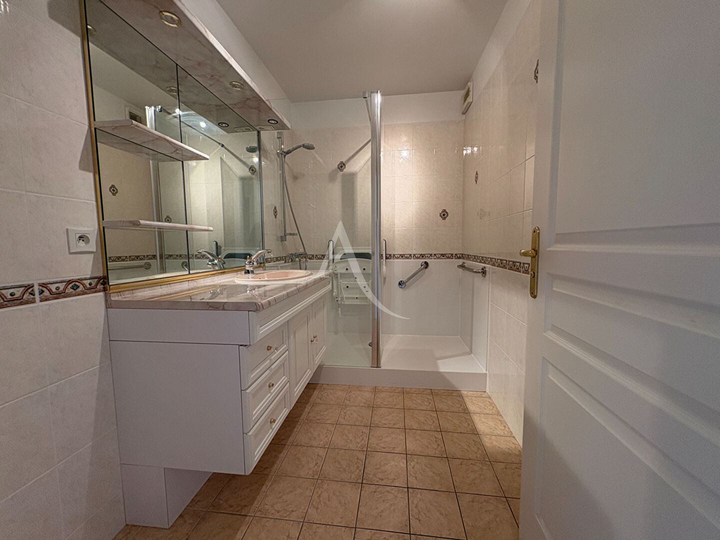 Photo Appartement T3 avec garage quartier proche ARAGO image 5/6