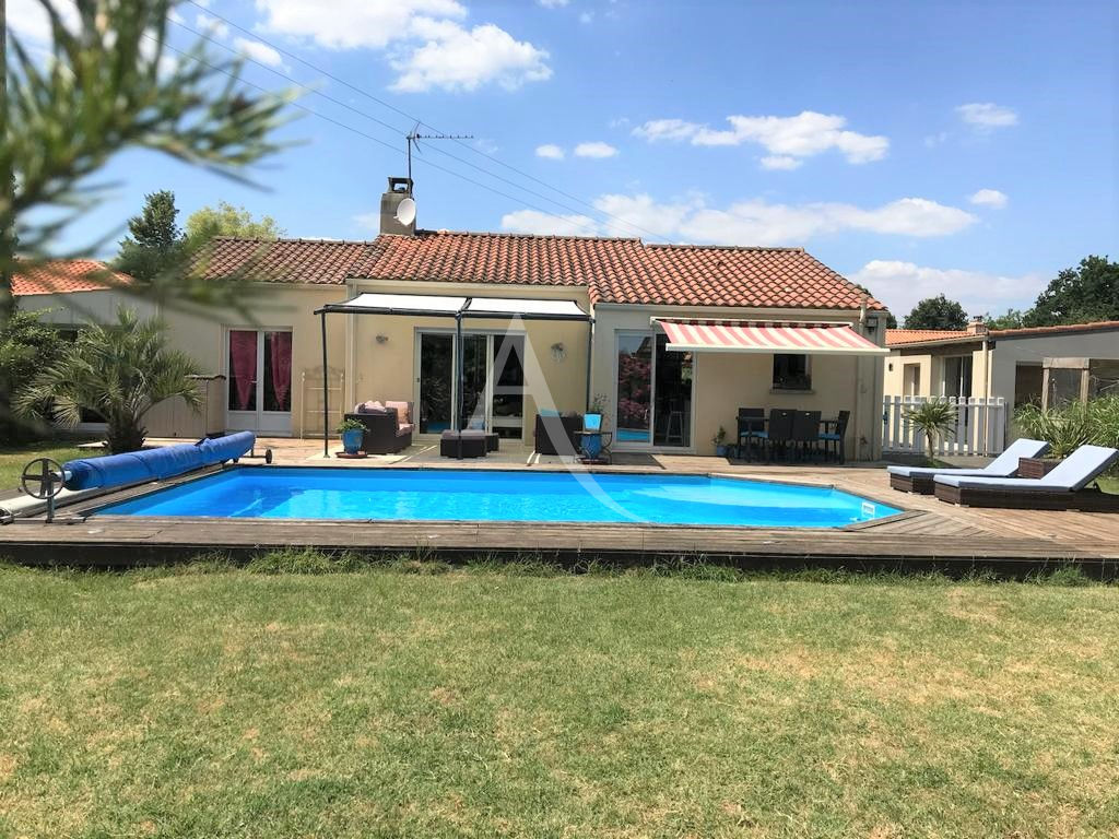 ST PHILBERT DE GRAND LIEU 135m² SaintPhilbertdeGrandLieu 44310