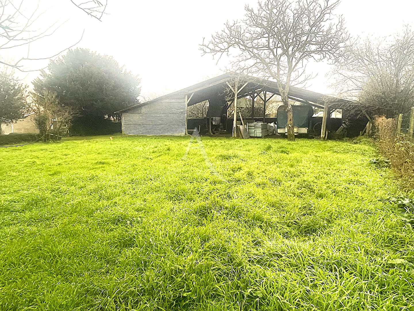 Photo Terrain Saint Lumine De Coutais 538 m2 image 2/2