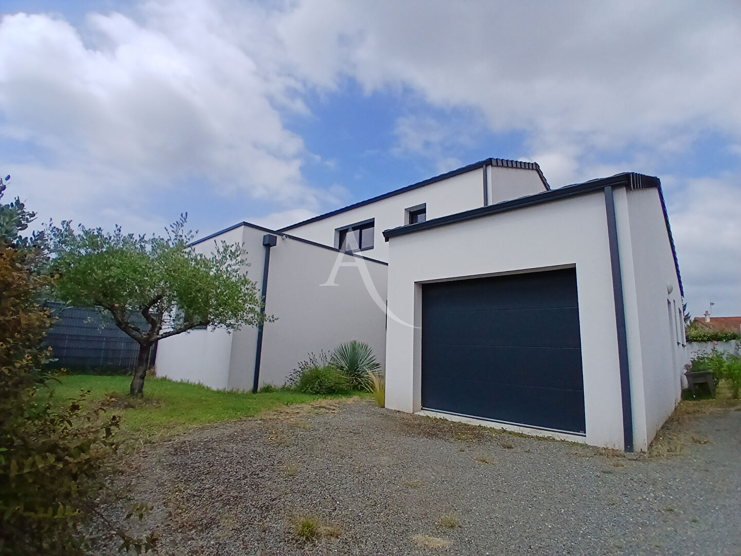 Photo Maison Saint Philbert De Grand Lieu 4 pièce(s) 105 m2 image 2/6