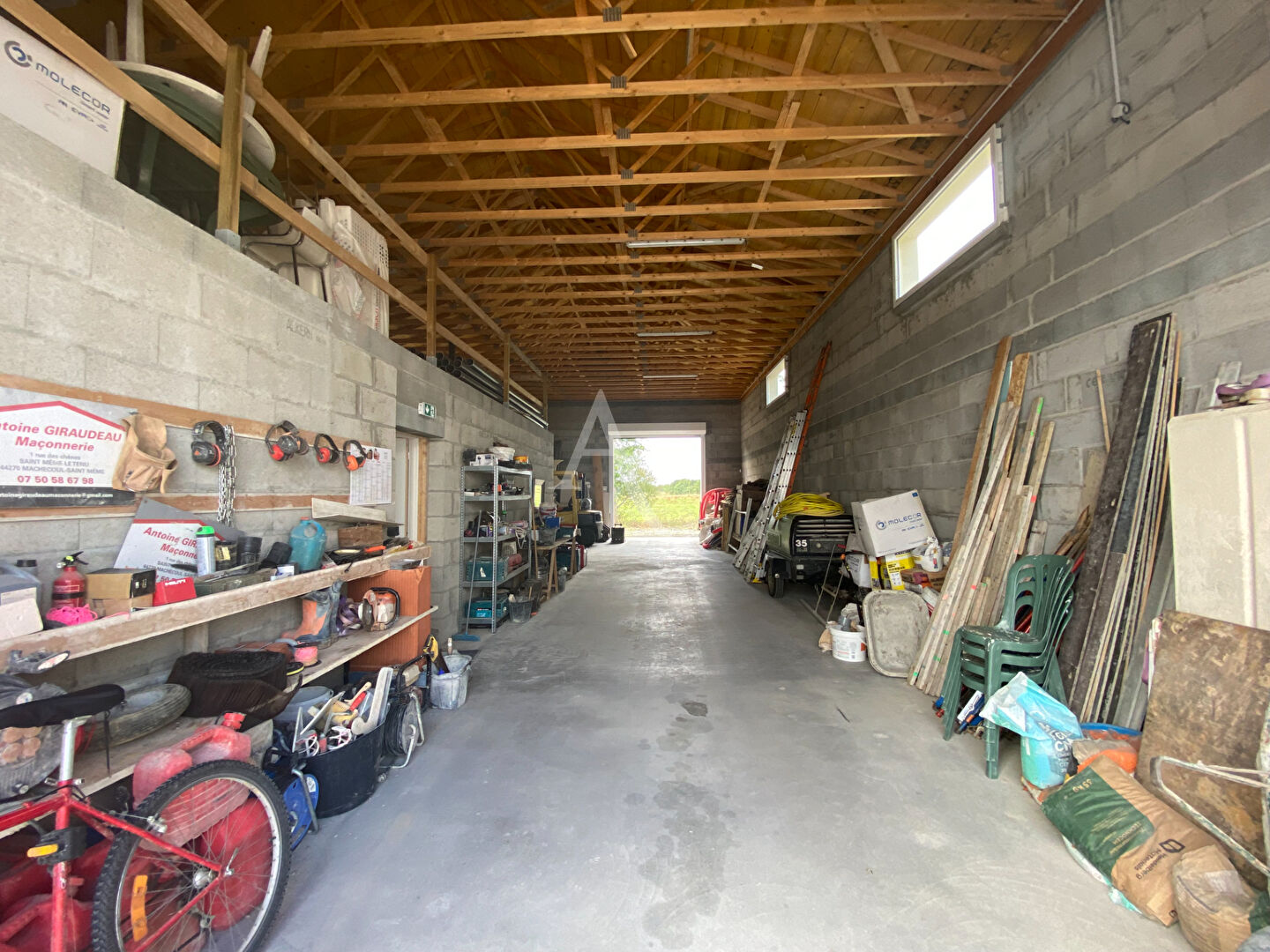 Photo Local d'activité Machecoul Saint Meme 3 pièce(s) 1446 m2 image 2/4