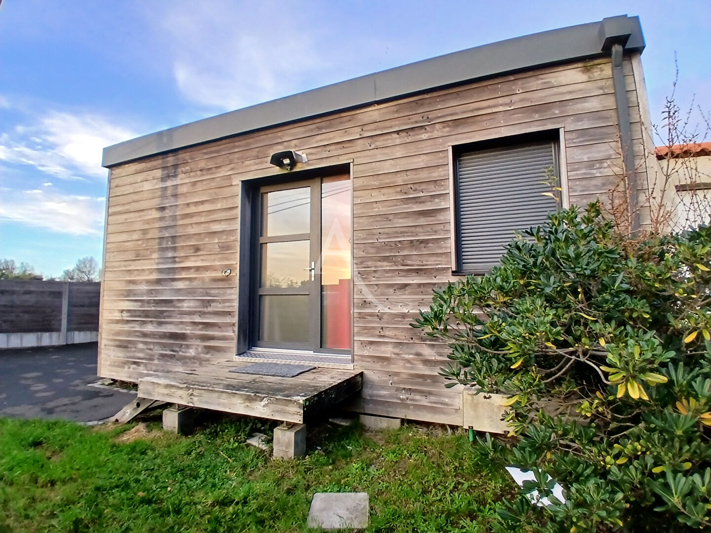 Agence immobilière de 
 L'Adresse  bichon immobilier - L'ADRESSE ST PHILBERT DE GRAND LIEU 
