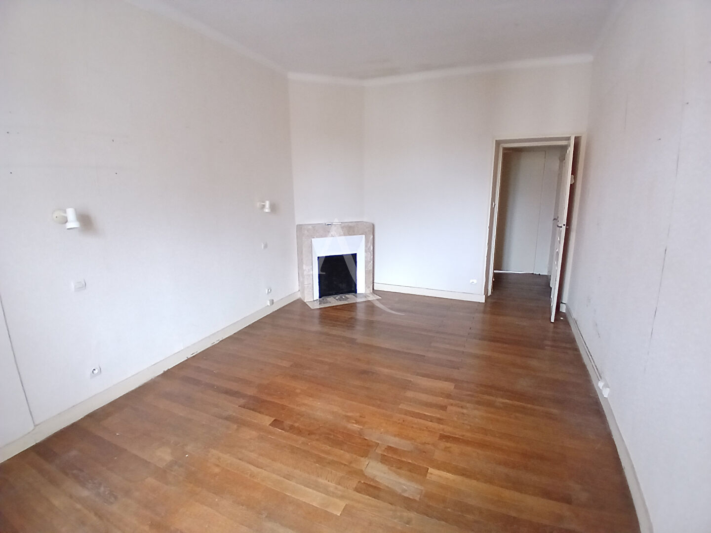 Agence immobilière de 
 L'Adresse  bichon immobilier - L'ADRESSE ST PHILBERT DE GRAND LIEU 
