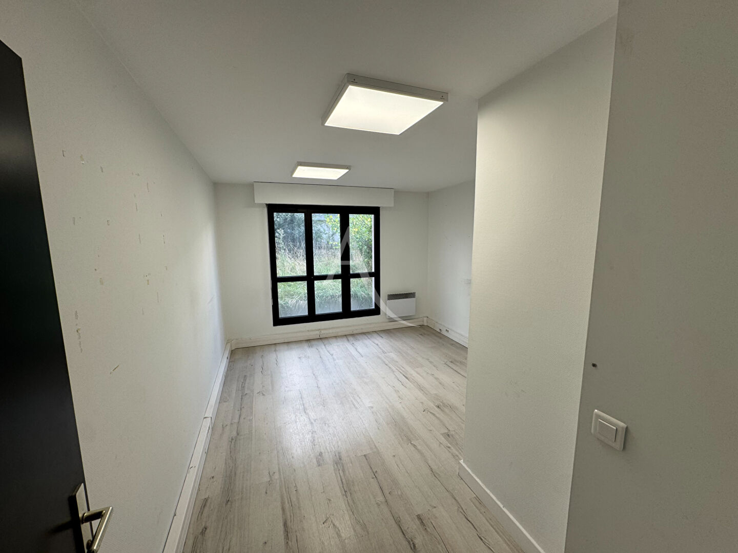 Photo Bureaux de 415 m2 à louer à Paris 10ème image 5/6