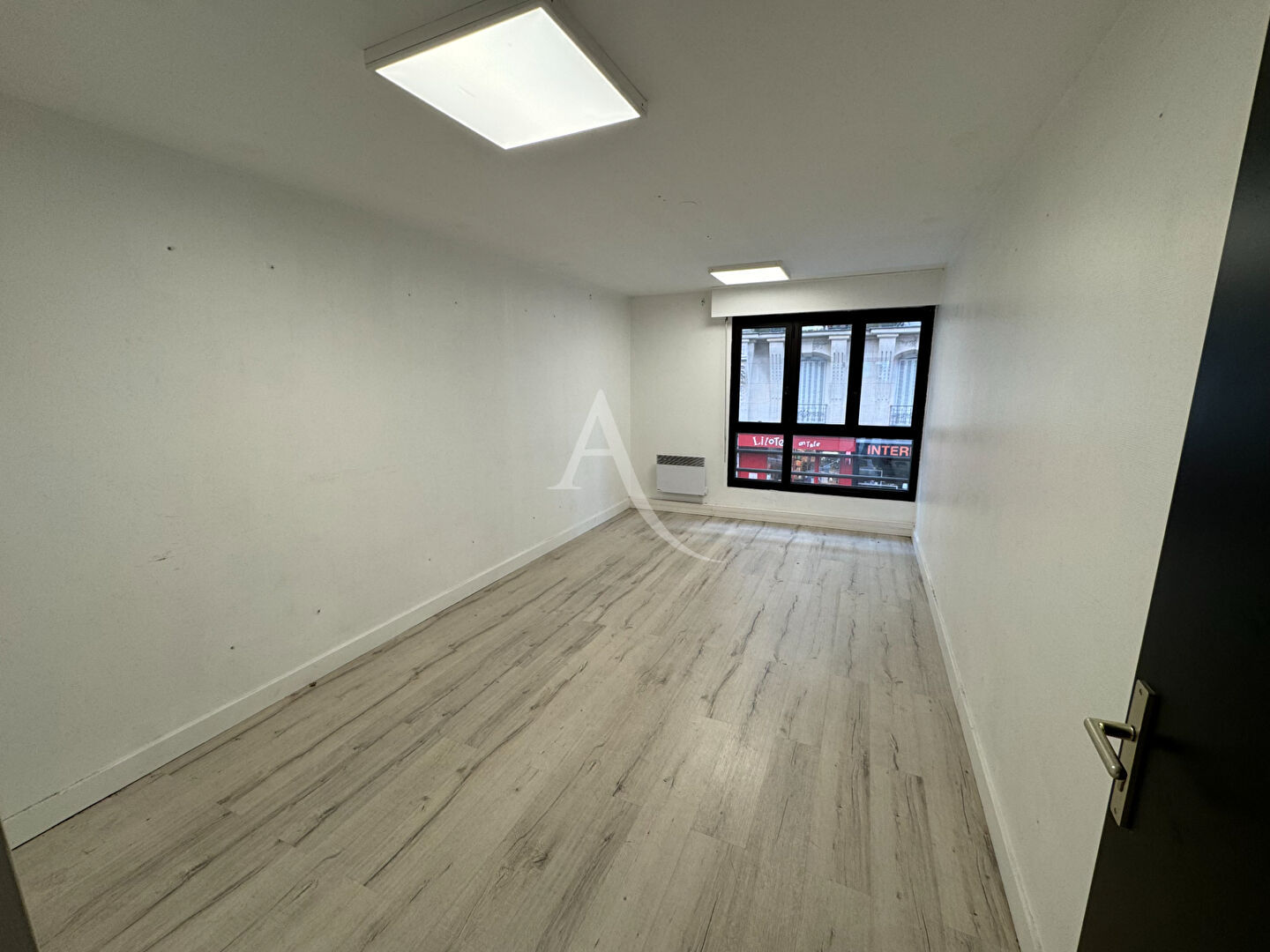 Photo Bureaux de 415 m2 à louer à Paris 10ème image 6/6