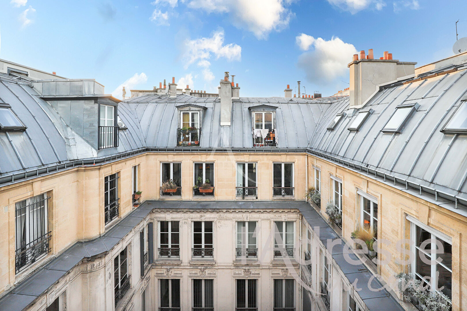 Agence immobilière de L'Adresse  DU CANAL - L'ADRESSE DU CANAL