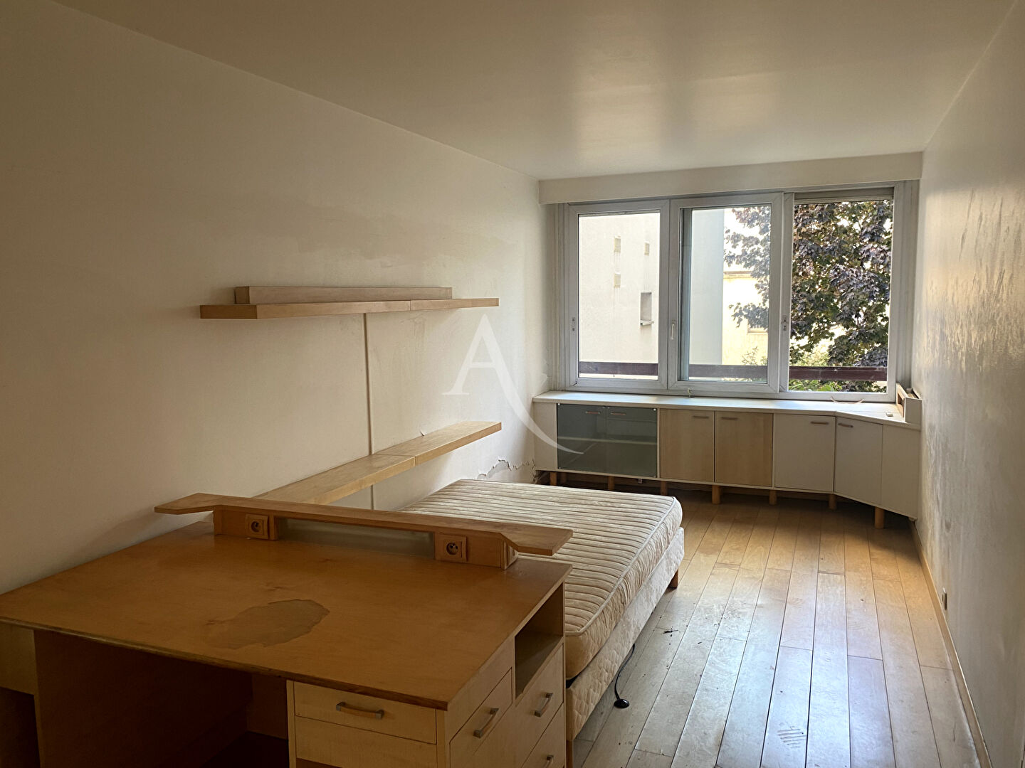 Photo Studio lumineux de 23m2 au calme, à deux pas du Canal image 2/6