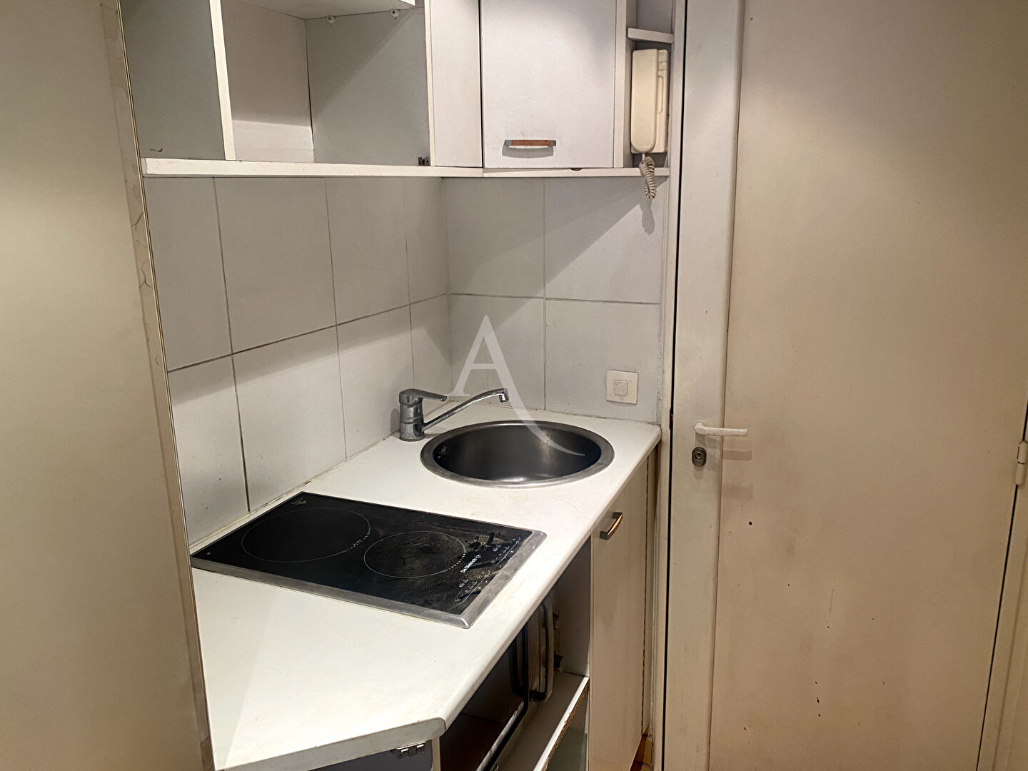 Photo Studio lumineux de 23m2 au calme, à deux pas du Canal image 6/6