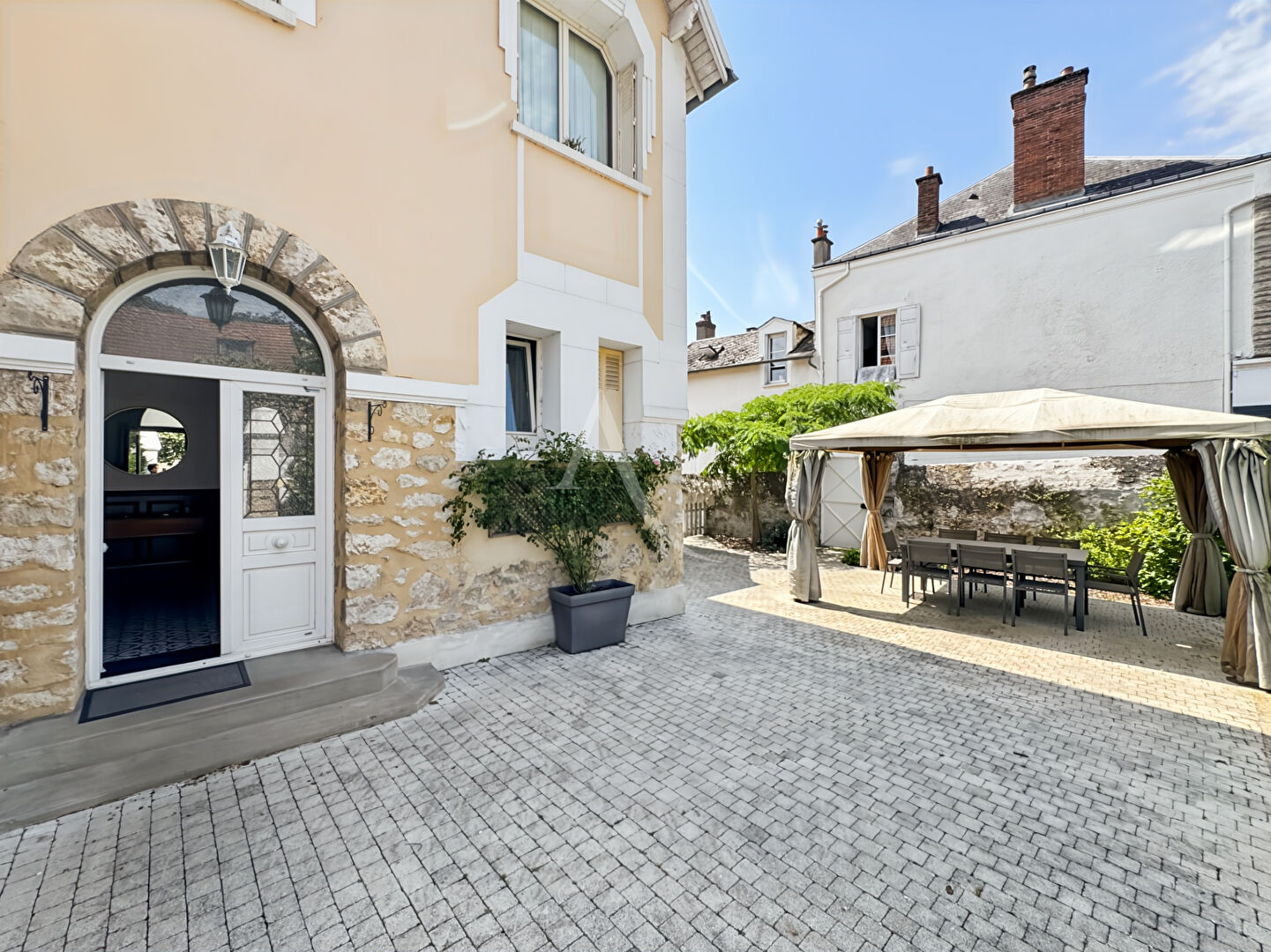 Agence immobilière de L'Adresse  MASSY OPERA - AGENCE DE LA MAIRIE