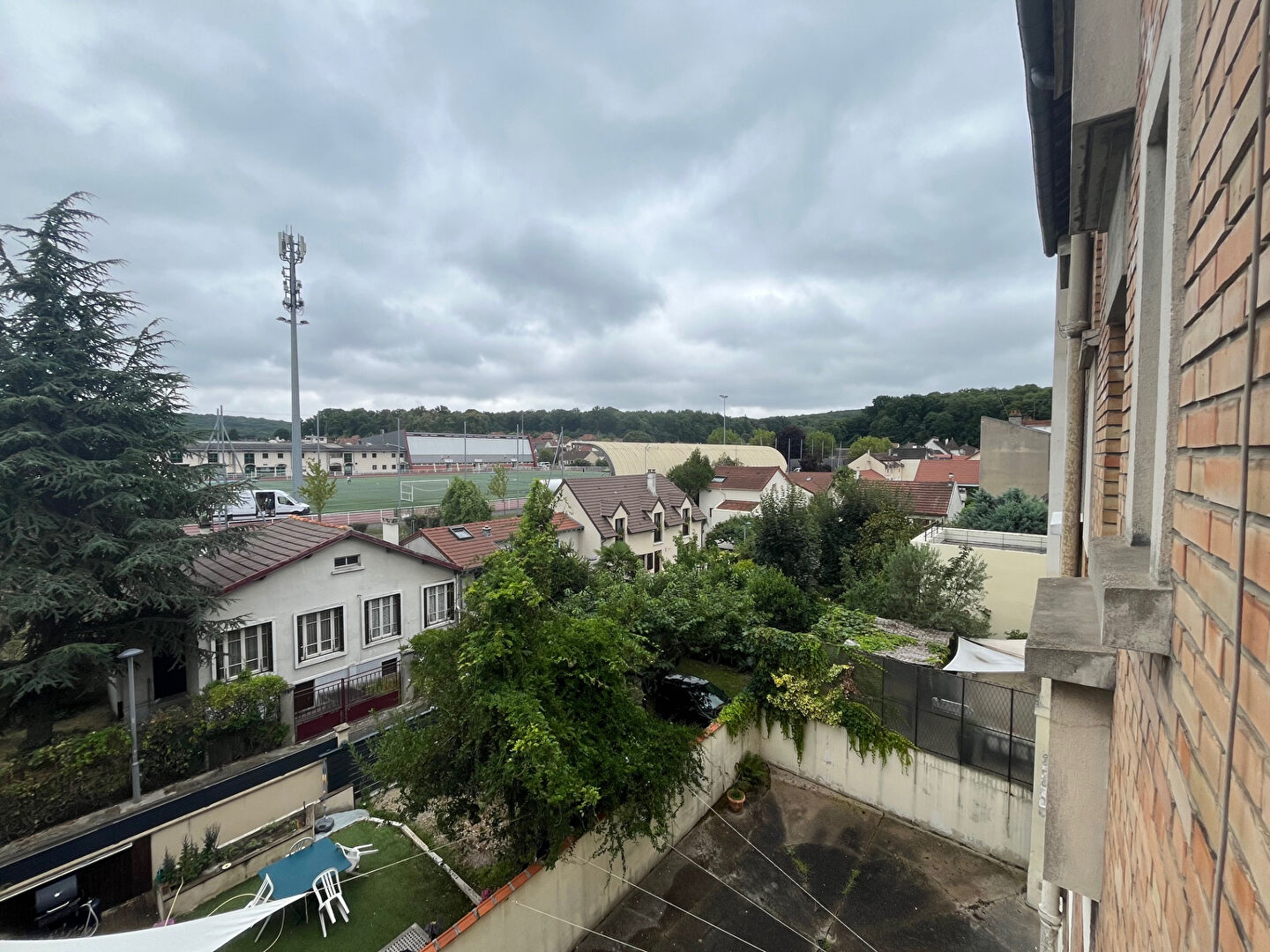 Appartement Chaville Vélizy Studio 24 m2 - Vue dégagée