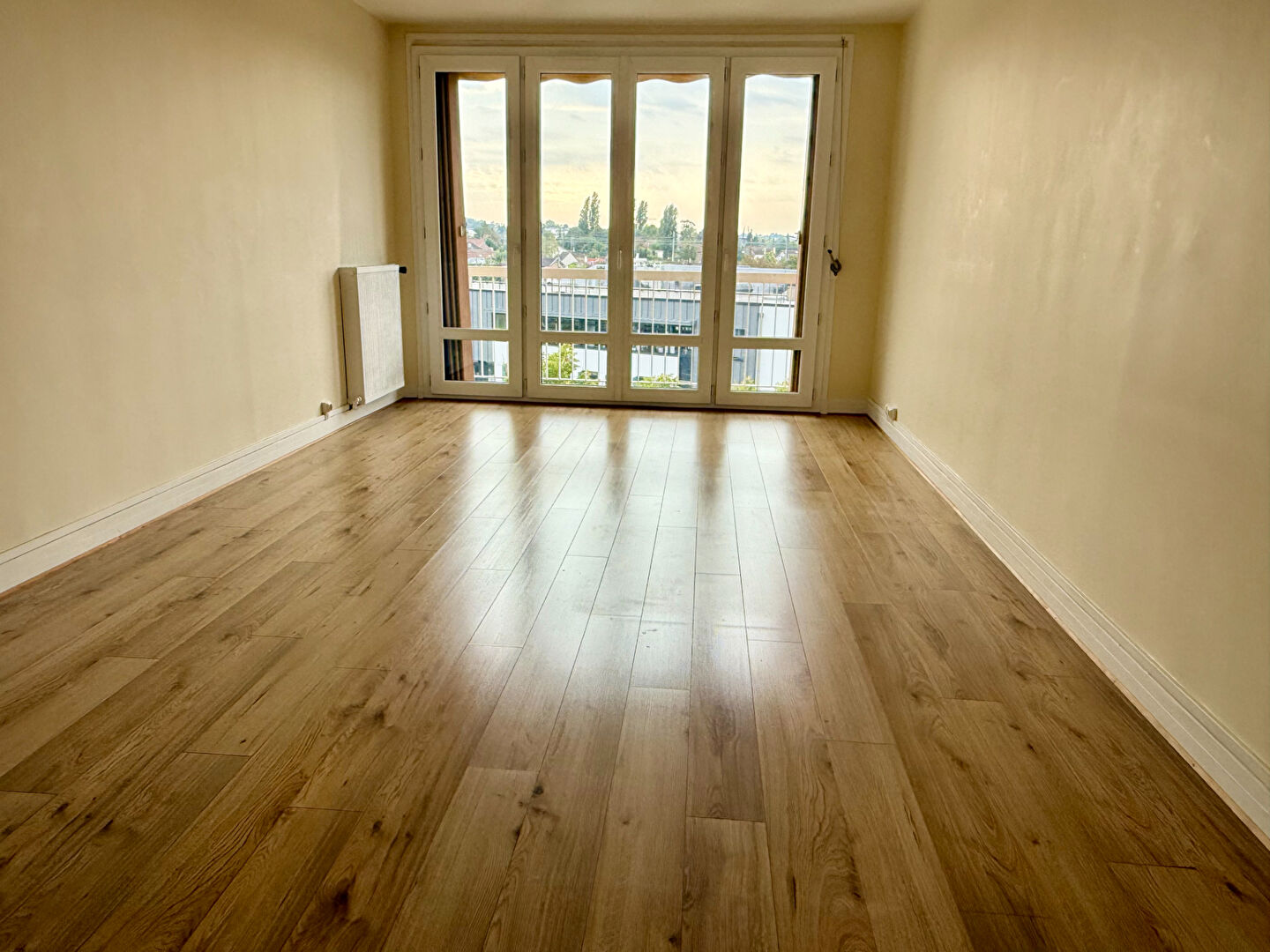 Agence immobilière de 
 L'Adresse Chaville Viroflay - L'ADRESSE Agence Immo Chaville Viroflay 
