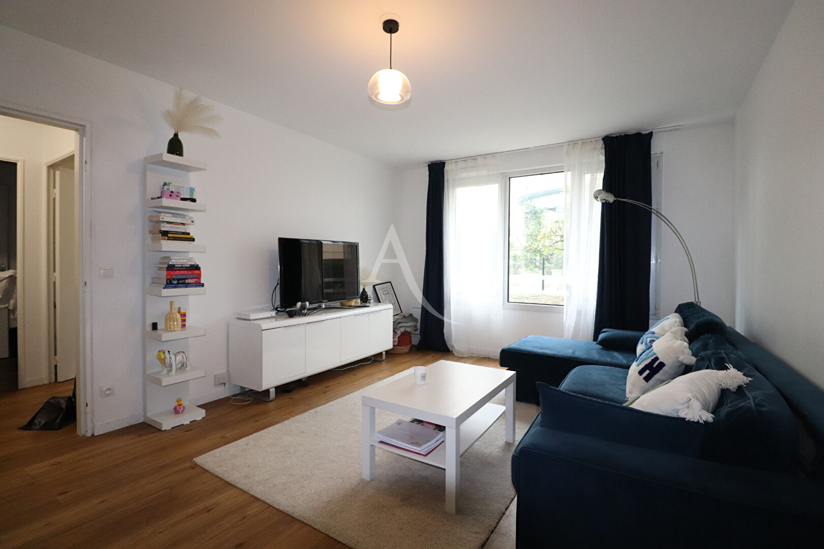 Appartement Sèvres Parc de Saint Cloud 2 pièces 52 m2  pont de sevres parfait état