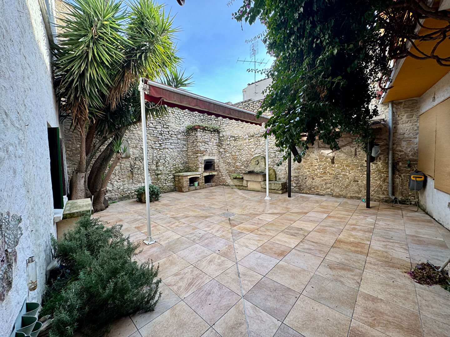 Agence immobilière de L'Adresse AGENCE DU MIDI - AGENCE DU MIDI