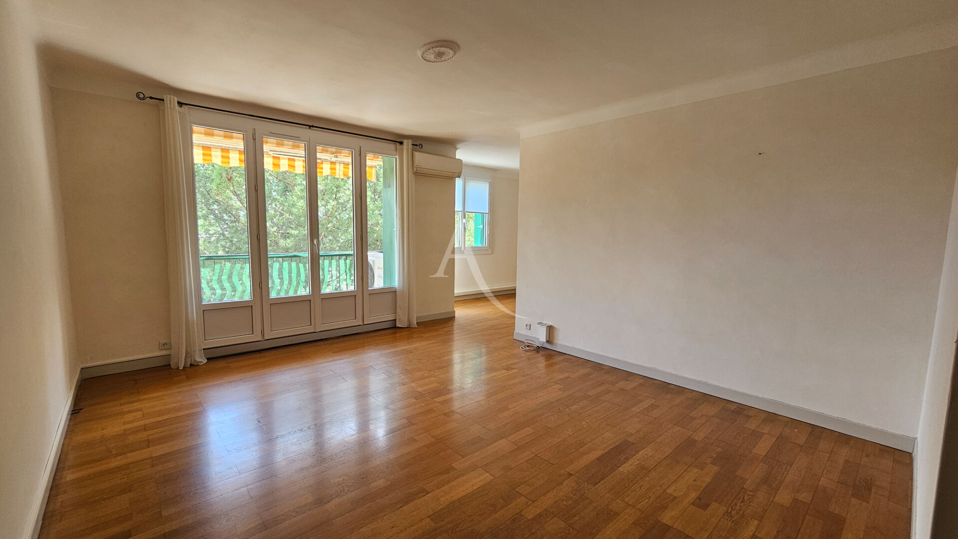 Photo Appartement  4 pièce(s) 83.69 m2 image 2/6