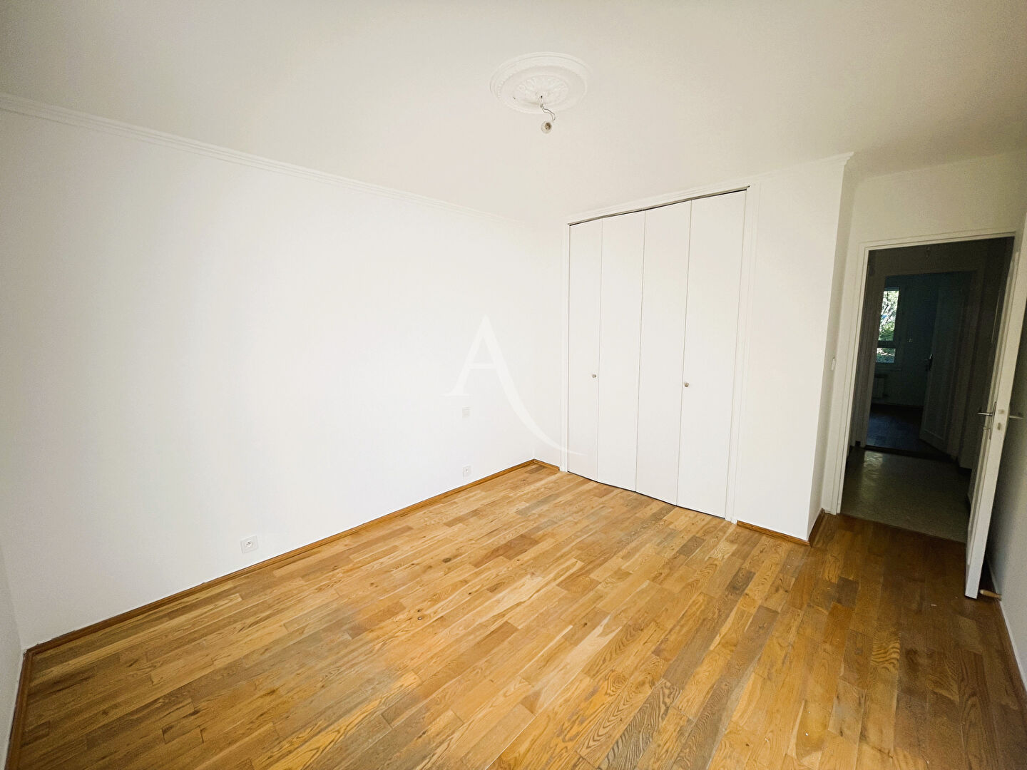 Photo Appartement Nimes 4 pièce(s) 84.16 m2 image 5/6