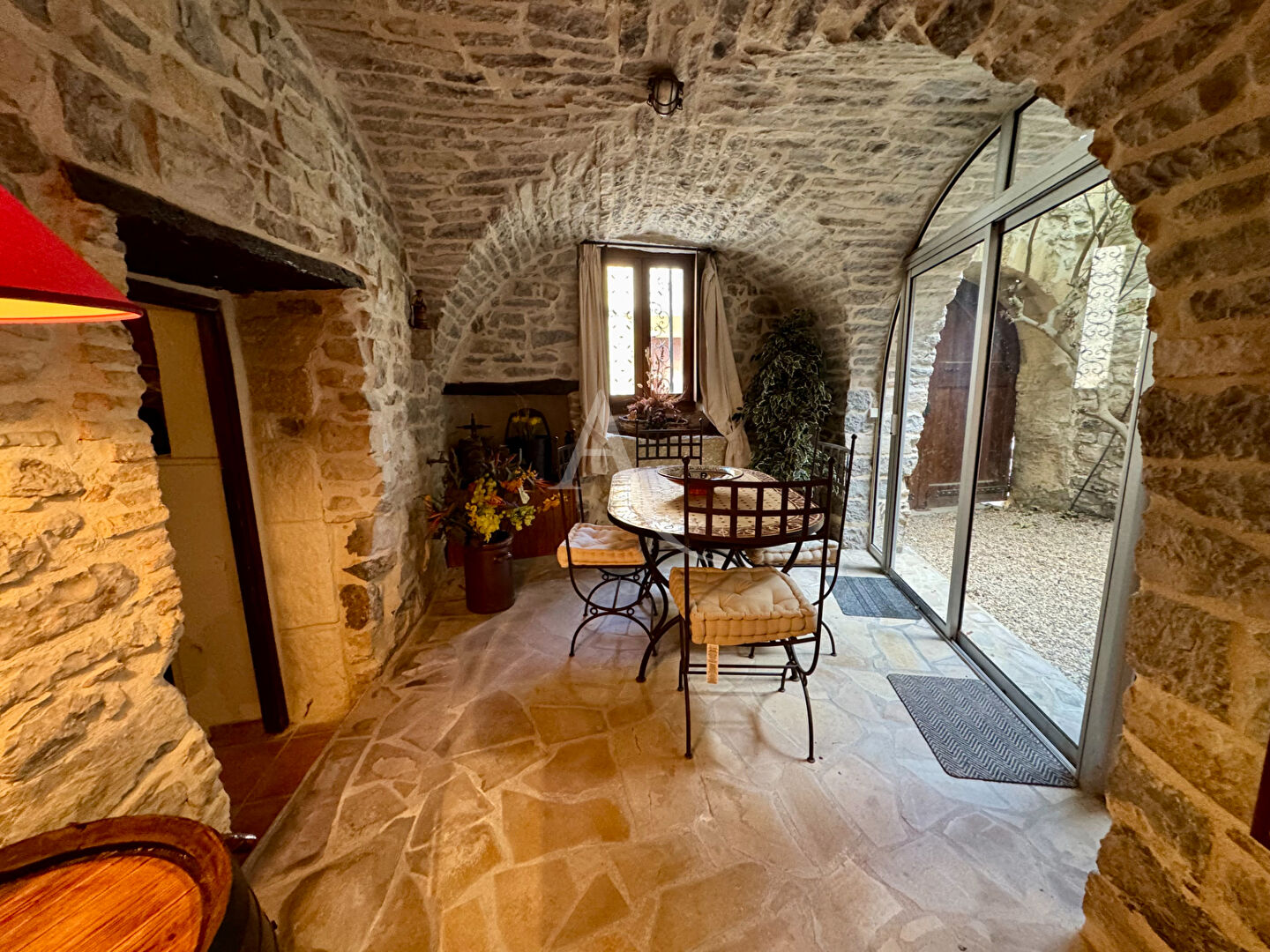 Photo Maison Clarensac 5 pièce(s) 152 m2 image 3/6