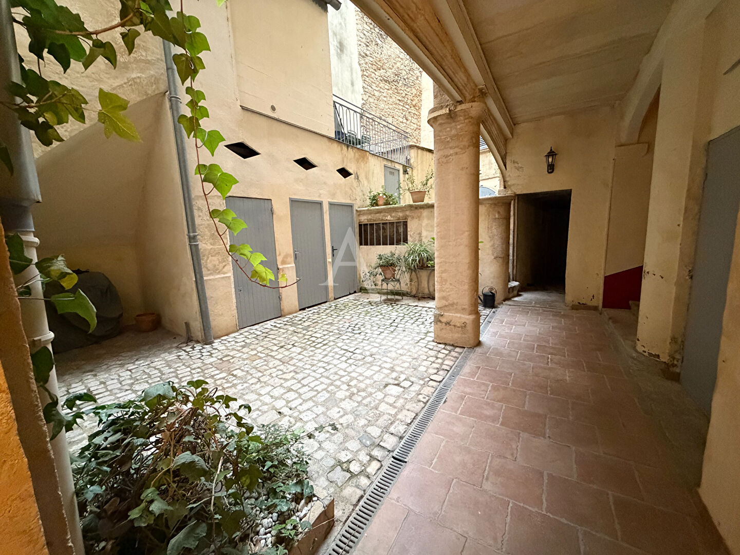 Photo Appartement Nimes T2 bis image 2/6