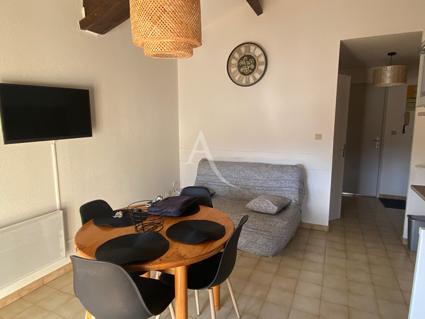 Photo LAMALOU LES BAINS - Appartement  meublé - 1 pièce(s) - 24.80 m2 - 460  CC image 4/6