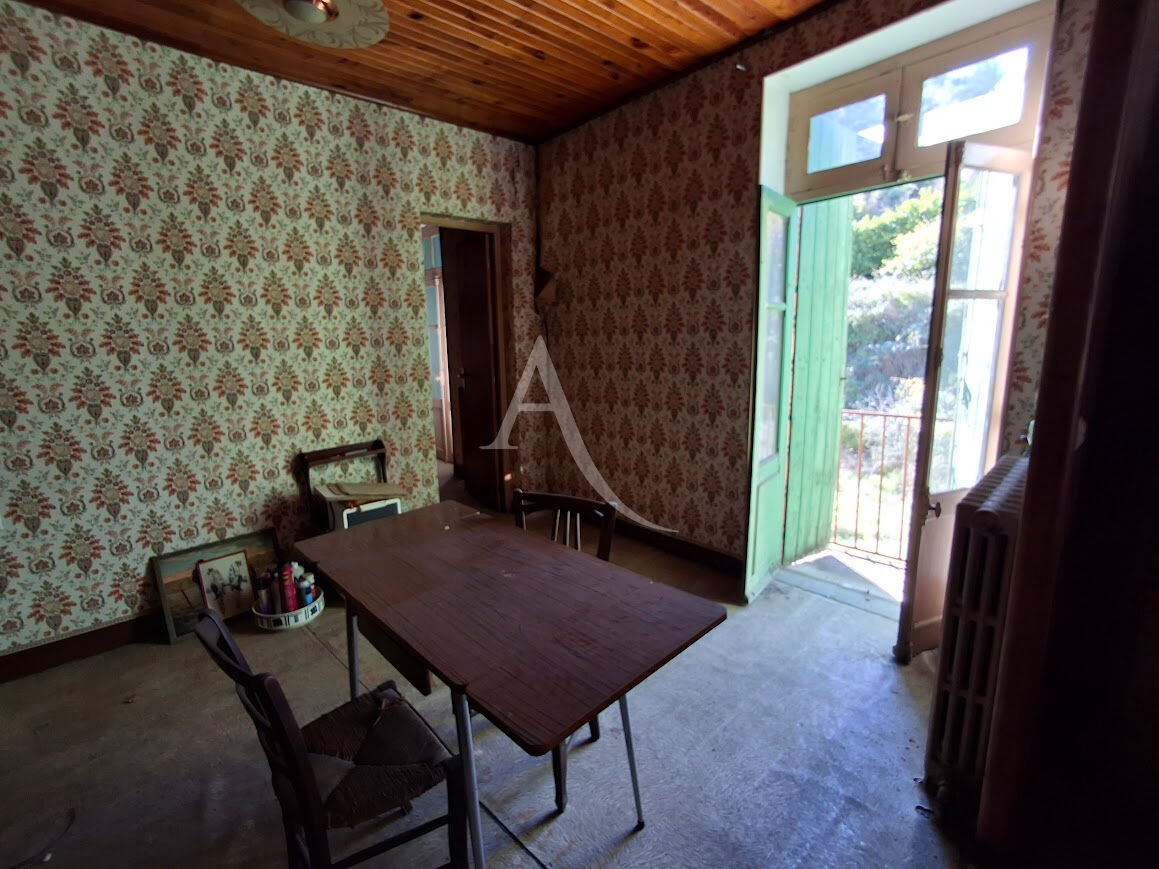 Photo Immeuble en copropriété Saint Etienne Estrechoux environ 330 m2 avec jardin image 3/6