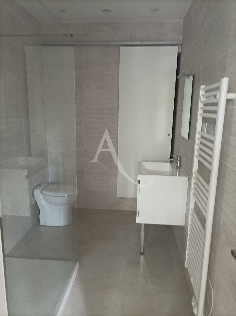 Photo BEDARIEUX - Studio 27.80 m² - LOYER 380  CC image 6/6