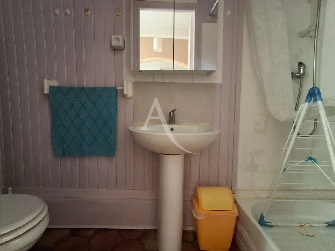 Photo BEDARIEUX appartement RDC d'environ 33 m² image 4/6