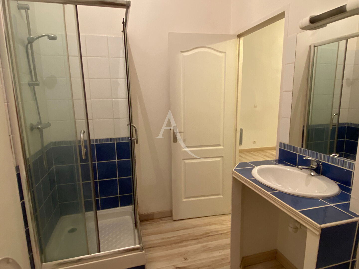 Photo Studio BEDARIEUX - 26.10 m2 - Loyer 380 CC image 6/6