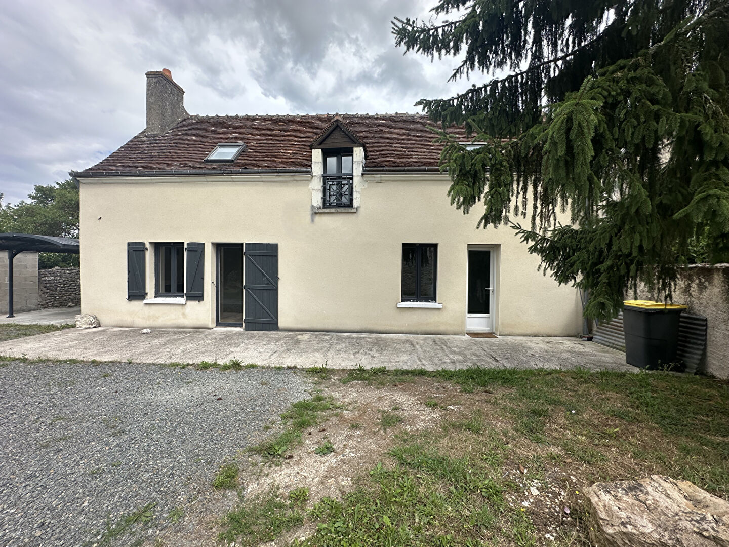 Agence immobilière de 
 L'Adresse  CABINET PAUTOUT - L'ADRESSE LA VALLÉE DU CHER - BLÉRÉ 
