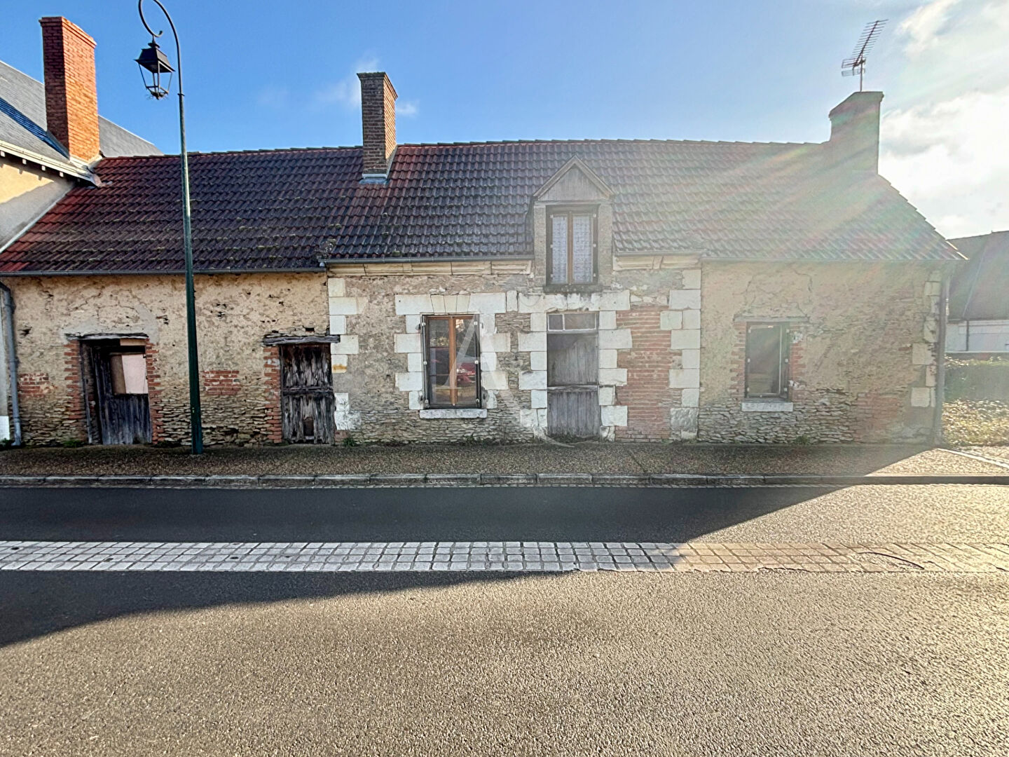 Agence immobilière de l'Adresse Contres