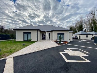 Agence immobilière de l'Adresse Contres