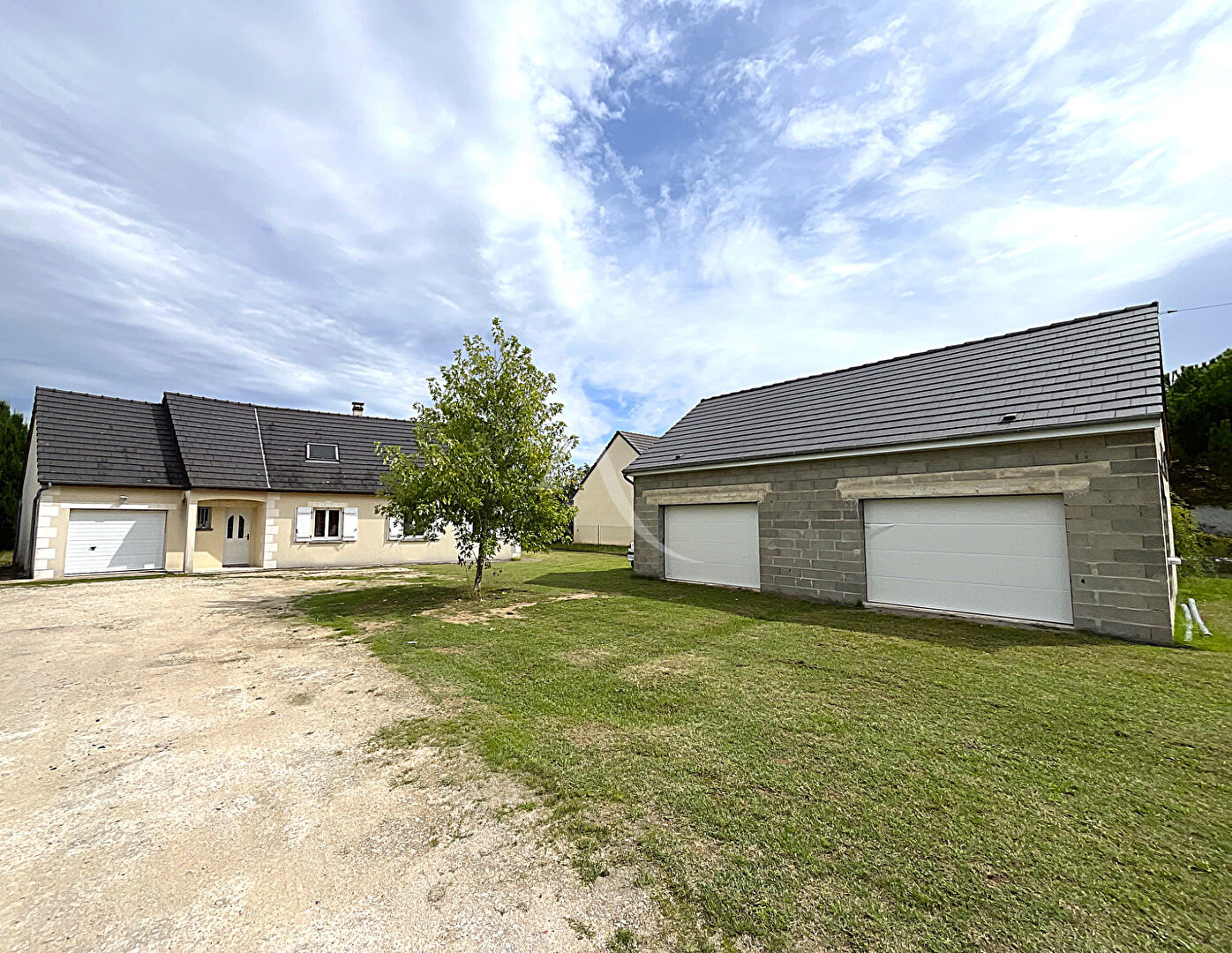 Maison 5 CHAMBRES CHAILLES