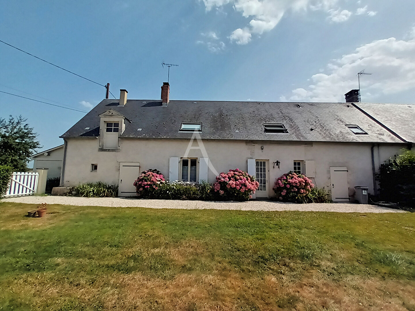 Agence immobilière de l'Adresse Contres