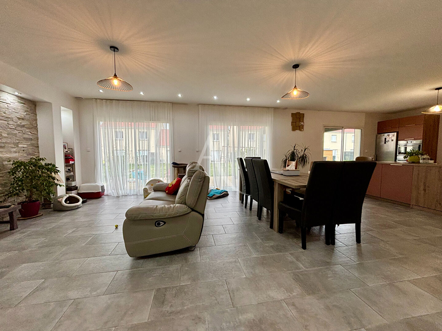 Photo Maison de plain pied avec combles pré-aménagés image 3/6