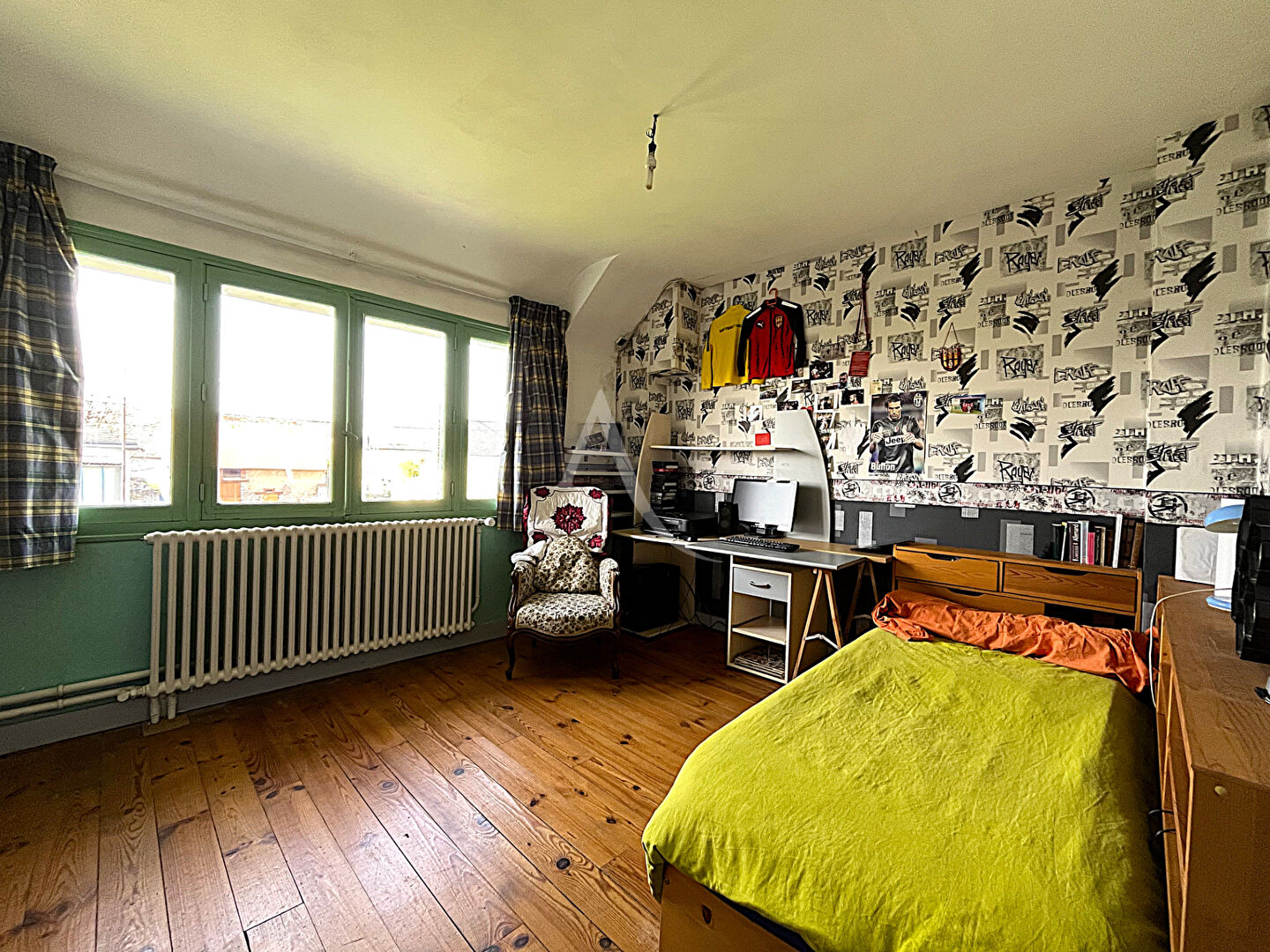 Photo Ancienne grange à VILLEBAROU image 5/6