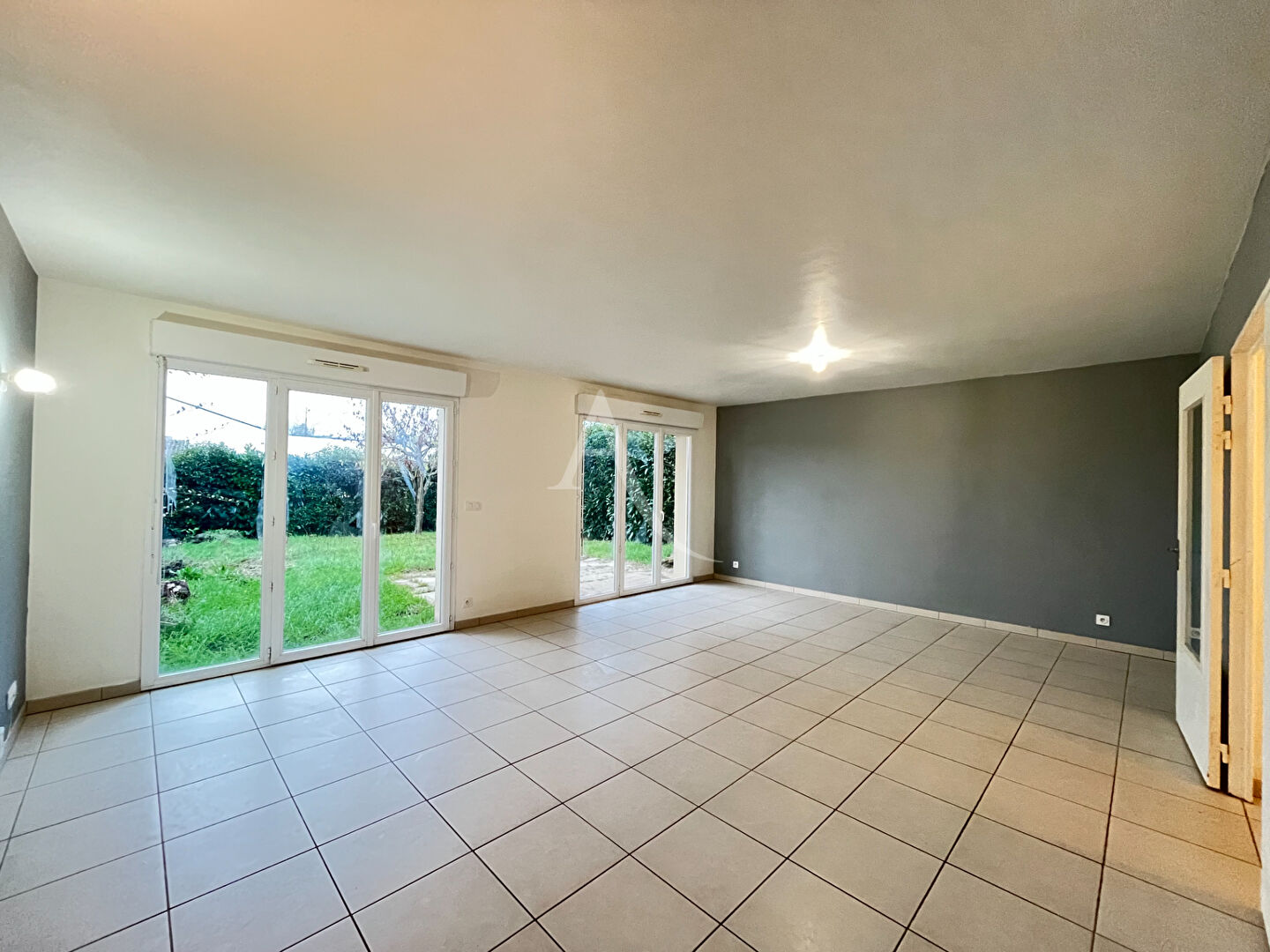 Photo VINEUIL image 2/6