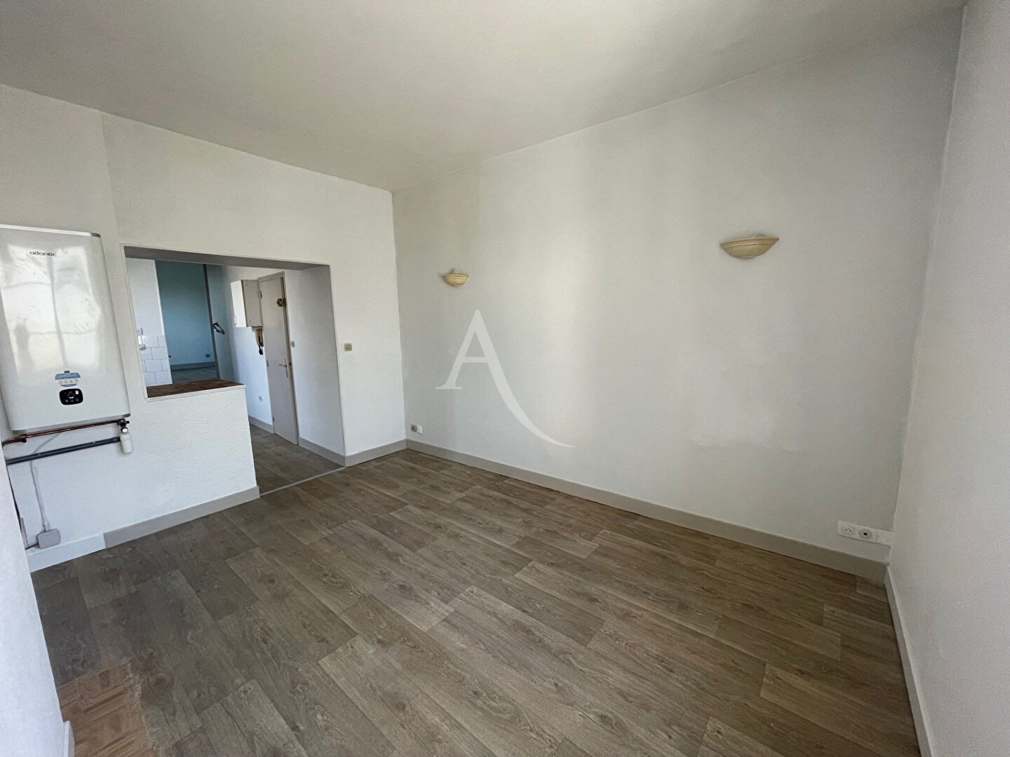 Photo Blois vienne appartement T2, 30 m² image 2/6